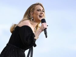 Vokalis Adele Akui Pernah Bertunangan dengan Rich Paul