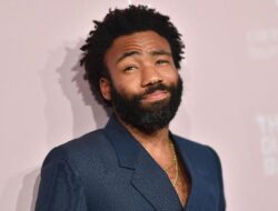 Donald Glover Batalkan Tur Childish Gambino karena Bakal Operasi