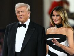 Trump dan Melania Akan segera Hadiri Pemakaman Paus Fransiskus di Roma