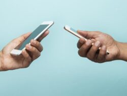 Trik Mendeteksi Ponsel Disadap