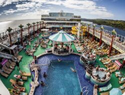 Ratusan Penumpang Kapal Pesiar Mewah Terserang Penyakit Misterius