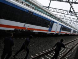 Anggota Dewan Perwakilan Rakyat Minta KAI Buka Satu Gerbong Khusus Merokok di Kereta Api