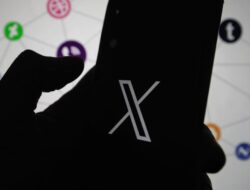 Netizen Keluhkan X Down, Tak Bisa Diakses saat Unjuk Rasa di Dewan Perwakilan Rakyat