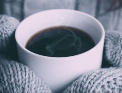 Apa yang Terjadi pada Tubuh saat Langsung Ngopi Setelah Bangun Tidur?