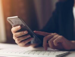 Deret Komentar Kocak Netizen Luar soal Unjuk Rasa Dewan Perwakilan Rakyat