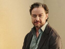 James McAvoy Ditonjok Orang Tak Dikenal di Bar Pesta TIFF