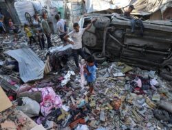 Serangan Israel Tewaskan Puluhan Orang di Kamp Nuseirat Gaza