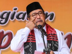 Rano Karno Pastikan Tanggul Rembes di Pantai Mutiara Bakal Diperbaiki