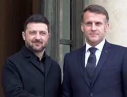 Zelensky Temui Macron di Istana Elysee Paris, Bahas Perdamaian Pertempuran