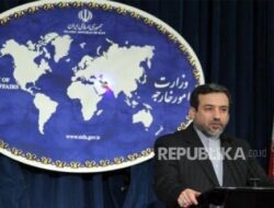 Iran Bantah Pada Di waktu ini sedang Perundingan dengan Trump, Tuduh Ulur Waktu Turunkan Harga Minyak