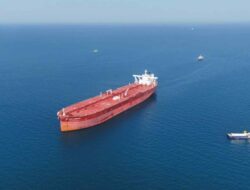 Kapal Tanker Malaysia yang Lewat Selat Hormuz Tiba, Boyong Minyak 1 Juta Barel