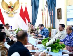 Antisipasi Krisis, Ini Isi Pertemuan Prabowo dan Tokoh Peningkatan Ekonomi di Istana