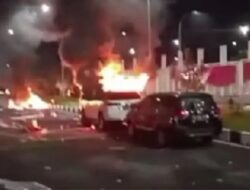 Persipura Gagal Promosi, Fasilitas Arena Pertandingan Lukas Enembe Dirusak dan Kendaraan Dibakar