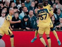 Tottenham Hotspur Keluar dari Zona Degradasi usai Sikat Aston Villa 2-1