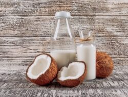 Coconut Milk Sehat Nggak Sih? Ini Kata Ahli! : Okezone Women
