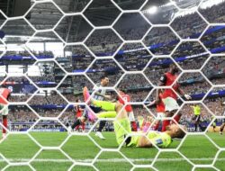 Pecahkan Catatan Unggul Piala Dunia, Gol Bersejarah Lionel Messi Tuai Perdebatan