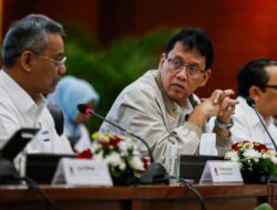 Mata Uang Nasional Hampir Tembus Rp18.000, Kapan Purbaya Pencet Alarm Darurat?