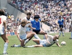 5 Momen Paling Bersejarah Rivalitas Inggris vs Argentina di Piala Dunia, Ada Gol ‘Tangan Tuhan’