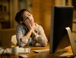 Sering Begadang Bikin Susah Punya Anak? Ini Penjelasan Dokter : Okezone Women