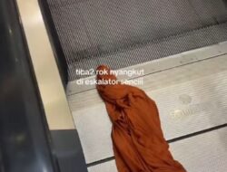 Viral! Rok Perempuan Nyangkut Sampai saat ini Lepas di Eskalator Mal, Netizen: Untung Pakek Daleman : Okezone Women