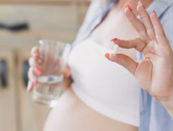 ASI Tak Lancar, Haruskah Minum Nutrisi Tambahan saat Lahiran? : Okezone Women