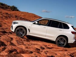 BMW Digugat Gara-gara Cairan Transmisi untuk Seumur Hidup
