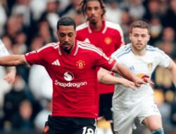 Manchester United Dekati Zona Degradasi, Arsenal Bayangi City