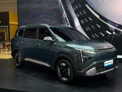 Lawan Terberat Carens EV Bukan BYD M6, tapi Justru Hyundai Neira